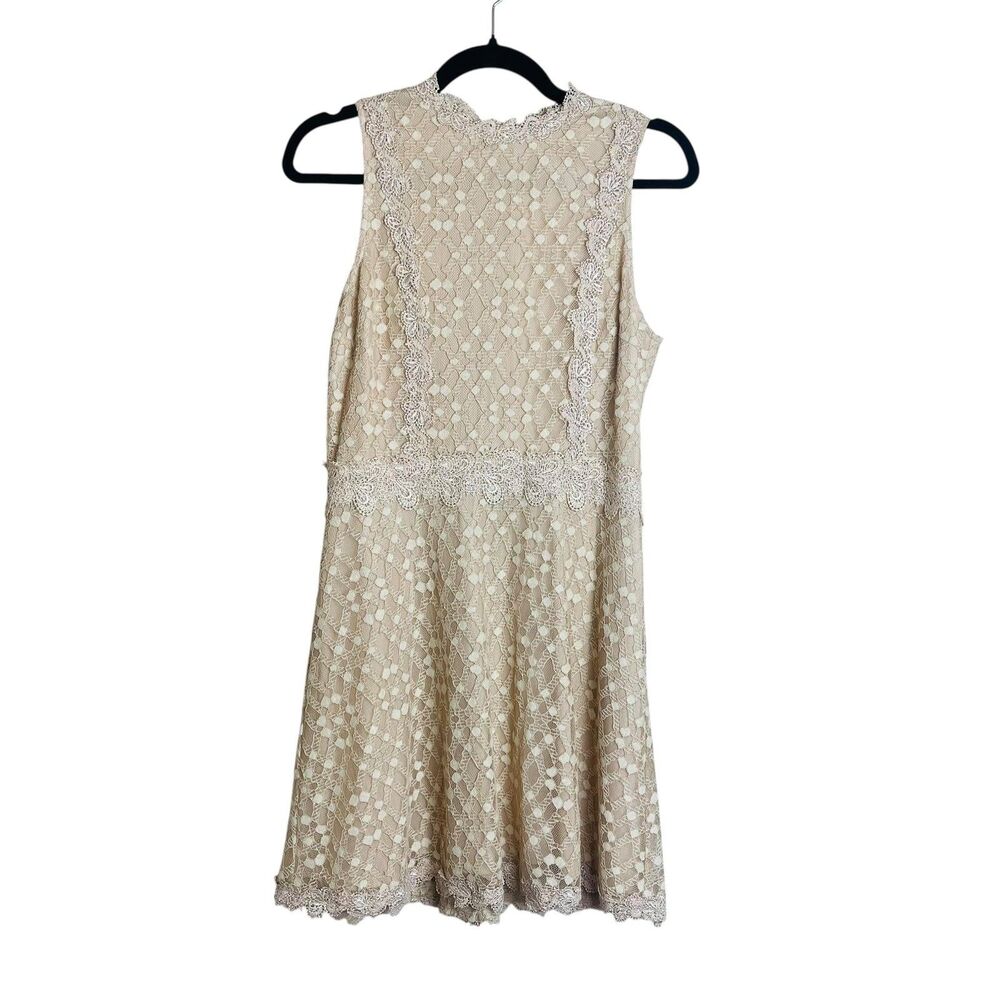 JOA Dress Womens Medium Beige Geometric Lace Sleeveless One Piece Dressy